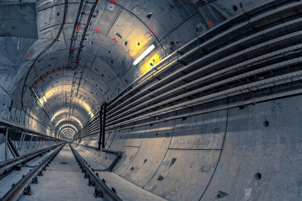 tunnel de câble souterrain