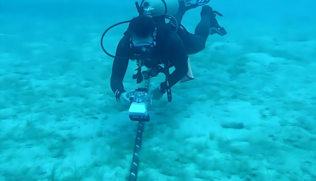 Interception des données de communication des câbles sous-marins