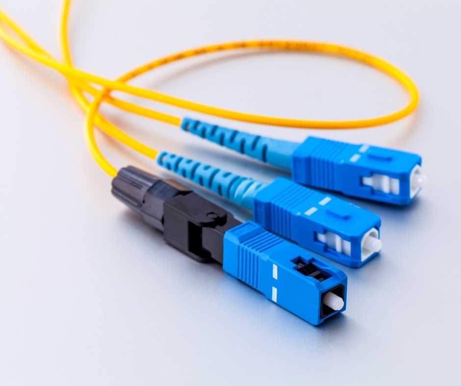 Comparaison des connecteurs SC et LC pour fibres optiques